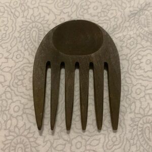 Vintage mini wooden unisex comb 🪮